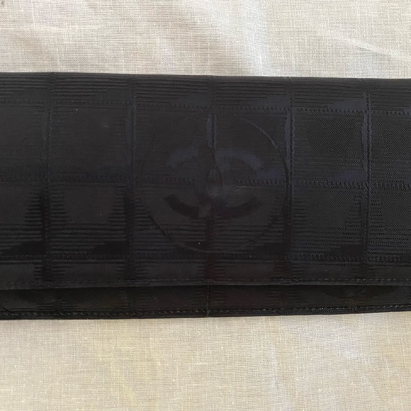 CHANEL Women’s Wallet